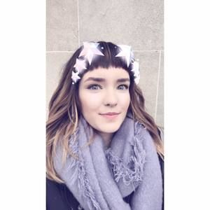 Meet your Posher, Olivia